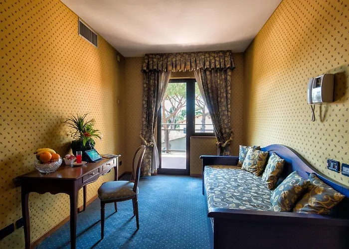 Hotel Park Blanc Et Noir Roma